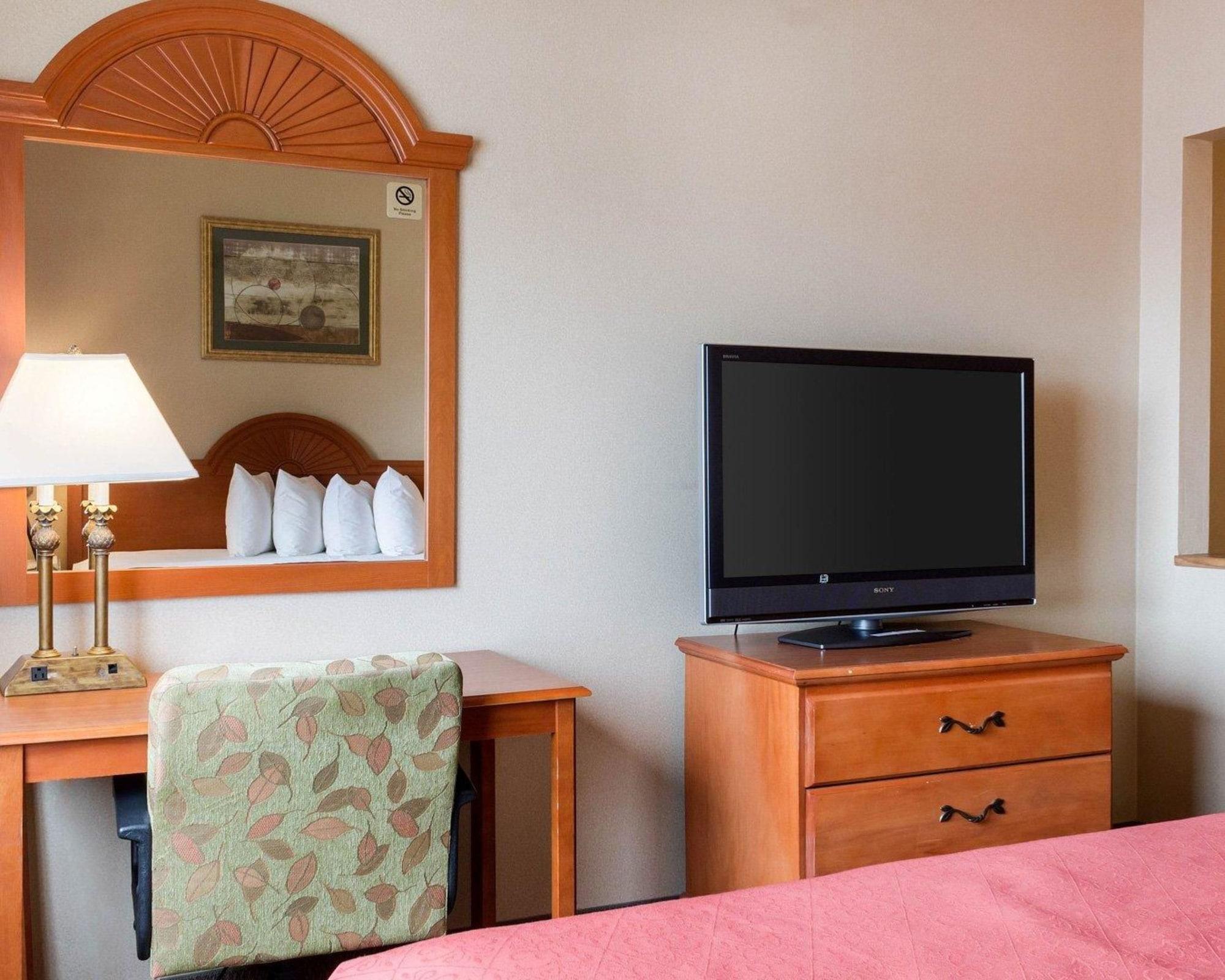 Quality Inn Brookings-University Екстериор снимка