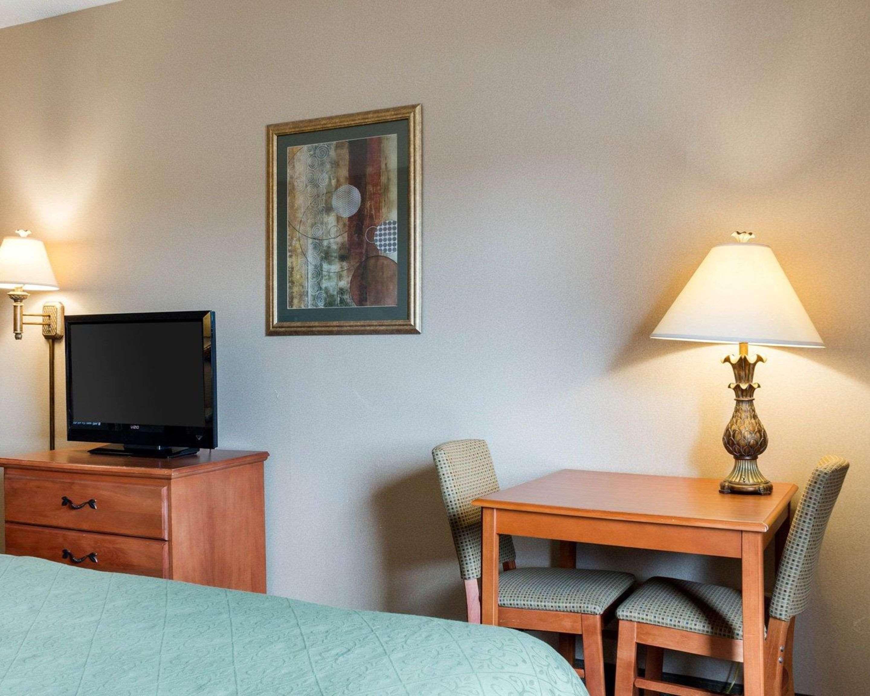 Quality Inn Brookings-University Екстериор снимка