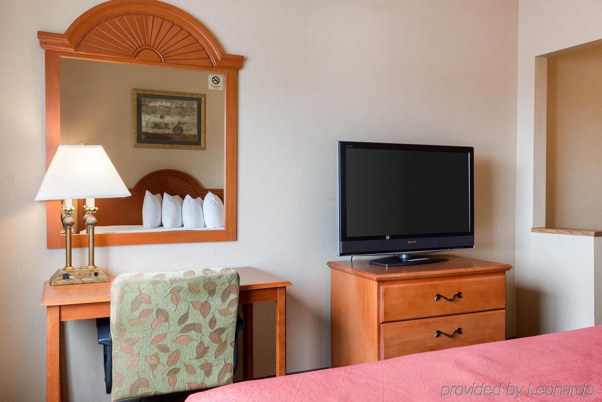 Quality Inn Brookings-University Екстериор снимка