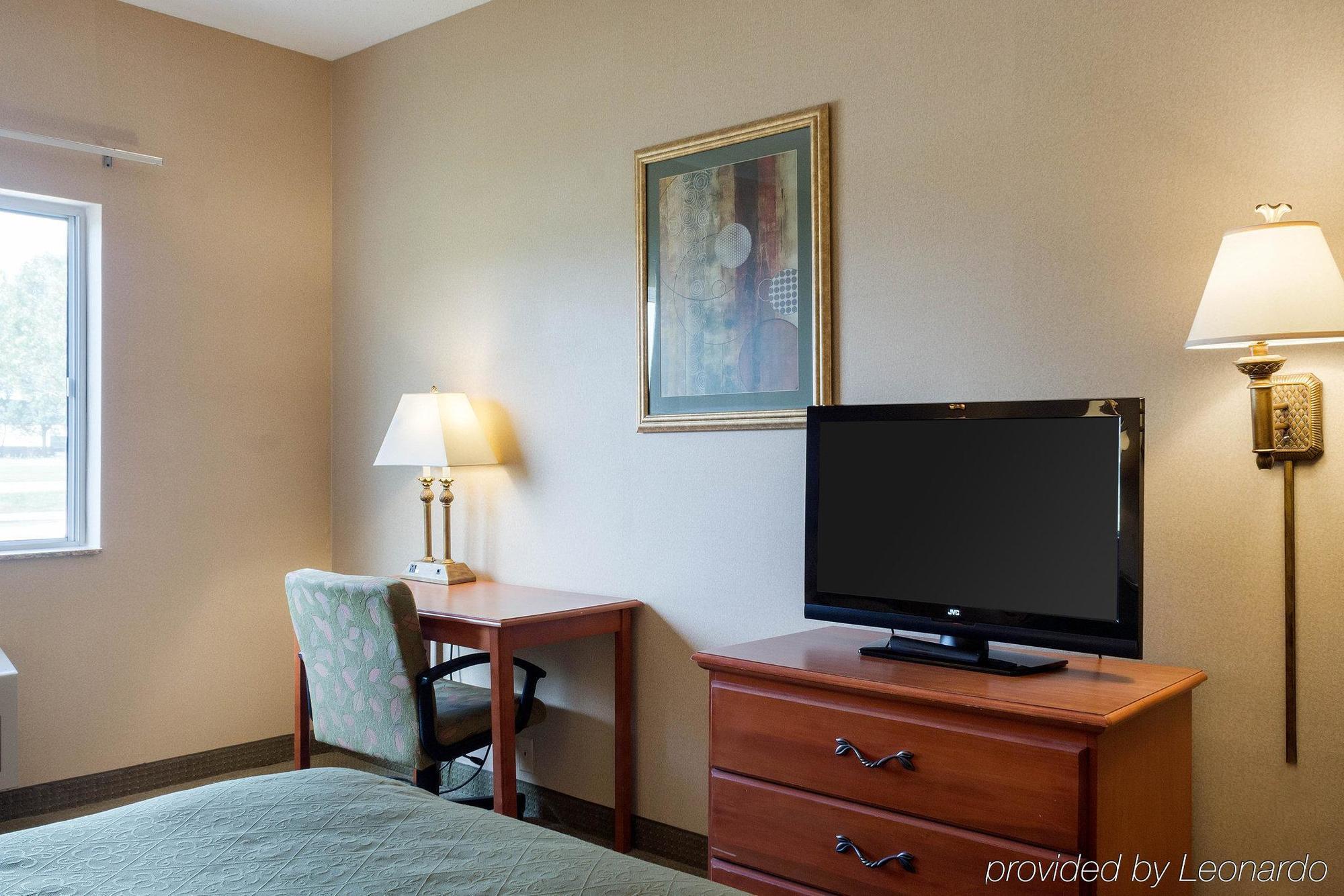 Quality Inn Brookings-University Екстериор снимка