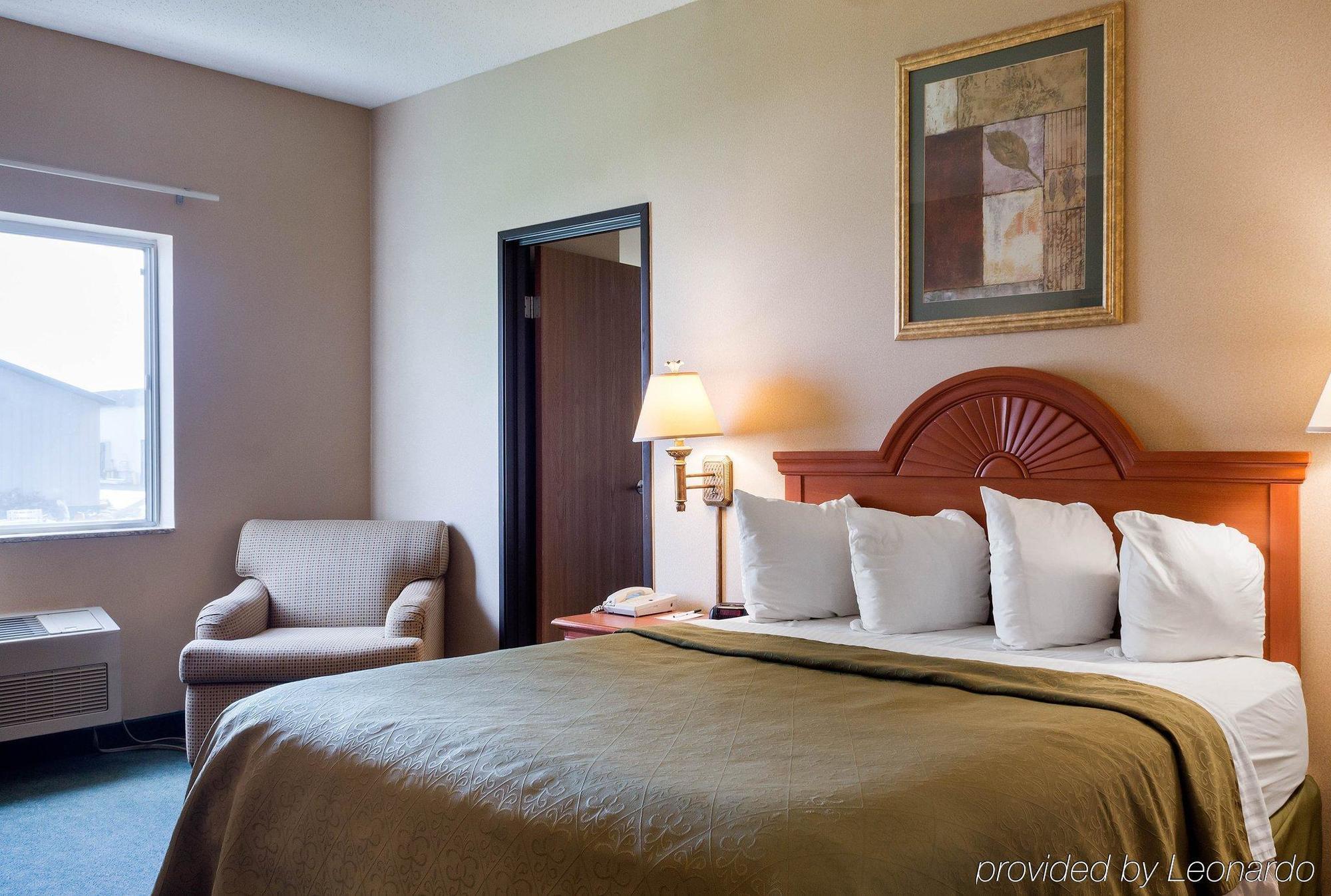 Quality Inn Brookings-University Екстериор снимка