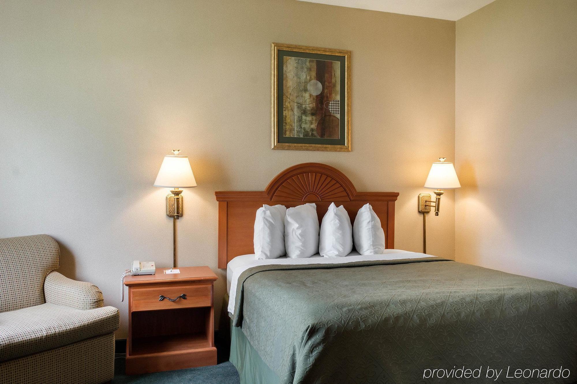 Quality Inn Brookings-University Екстериор снимка