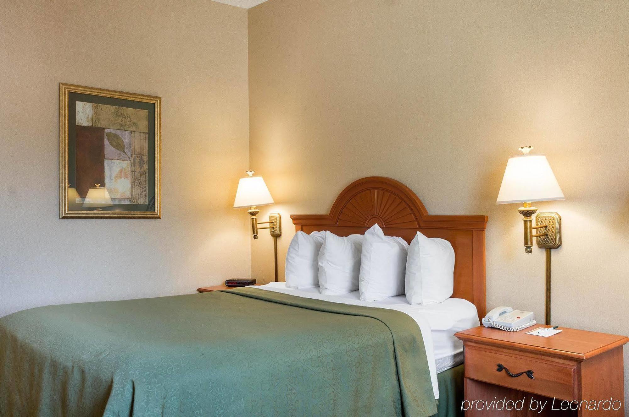 Quality Inn Brookings-University Екстериор снимка
